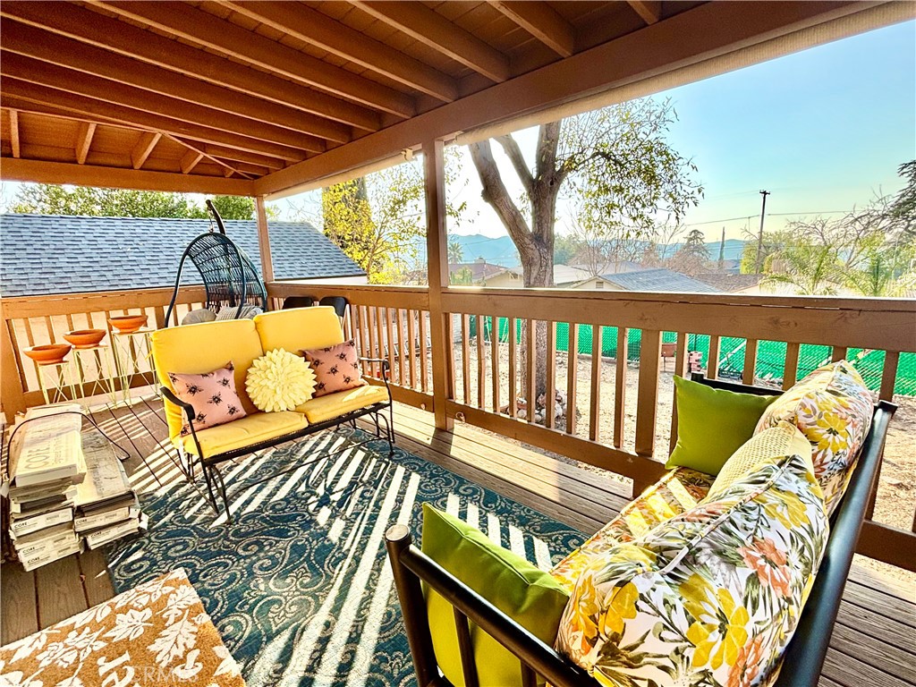 10433 Helendale Avenue Tujunga, CA 91042 - Photo 37 of 42