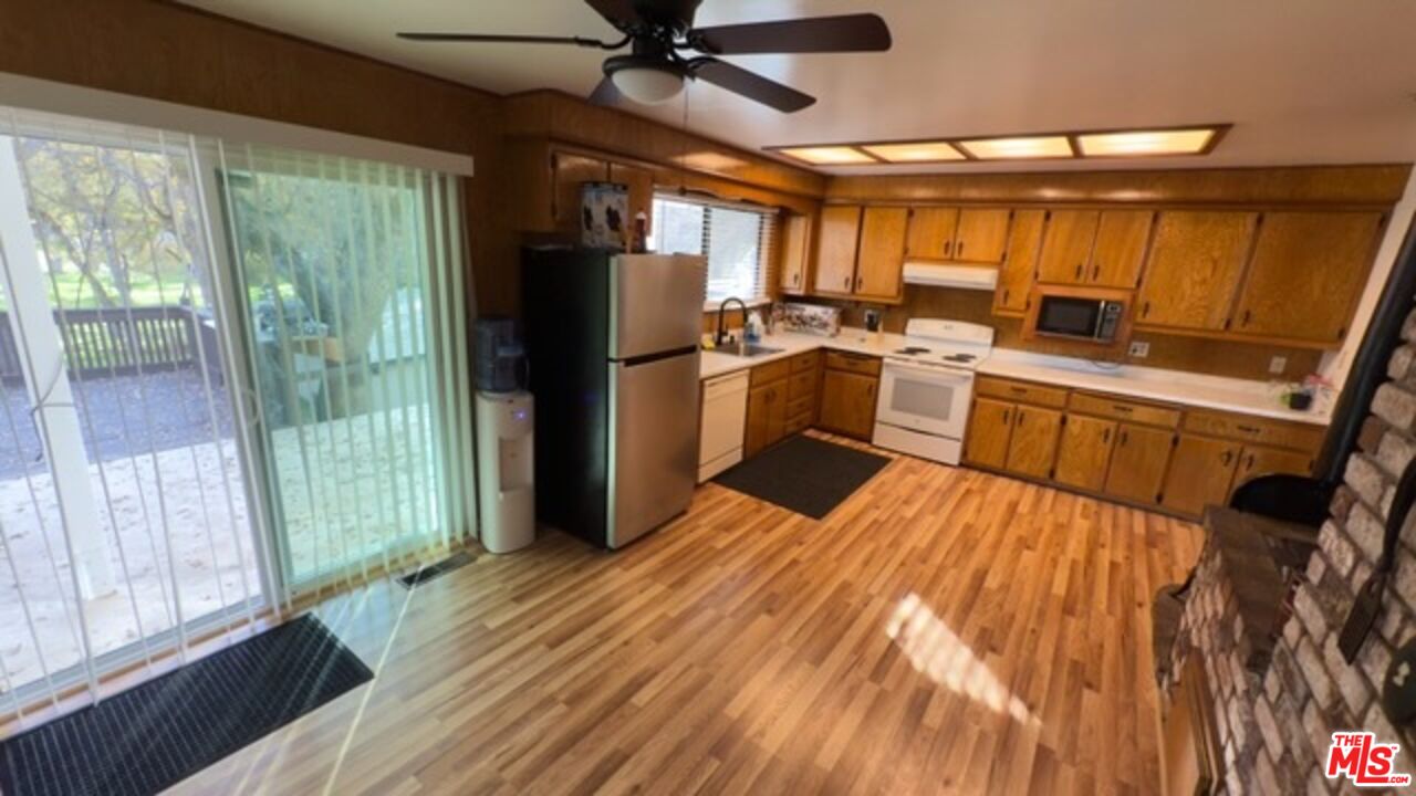 15275 Konocti-View Road Clearlake, CA 95422 - Photo 2 of 9