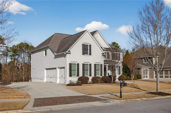 $1,000,000 | 6672 Trail Side Drive, Flowery Branch, GA 30542