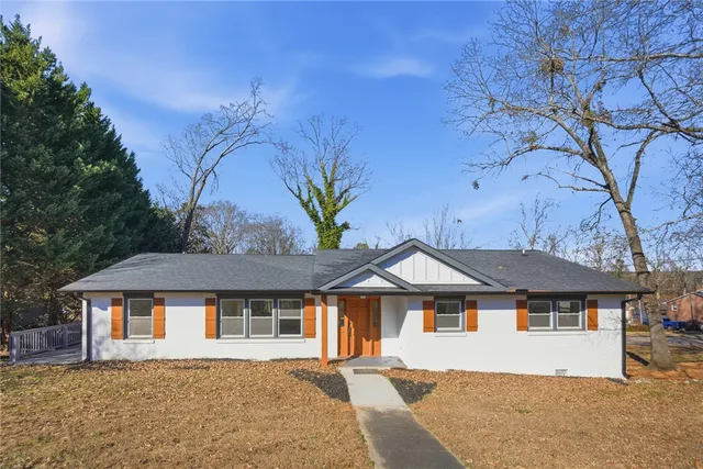 $374,900 | 707 Woodlake Road, Anderson, SC 29621