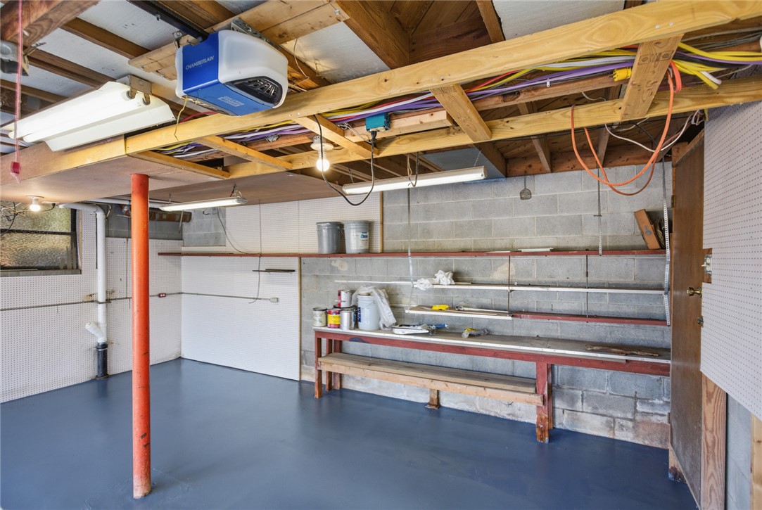 707 Woodlake Road Anderson, SC 29621 - Photo 4 of 10