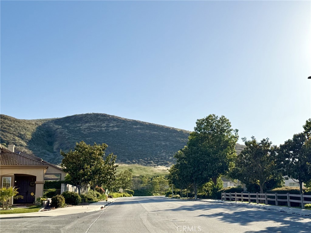 345 Jeremiah Drive, Unit C Simi Valley, CA 93065 - Photo 57 of 66 an aerial view of a house