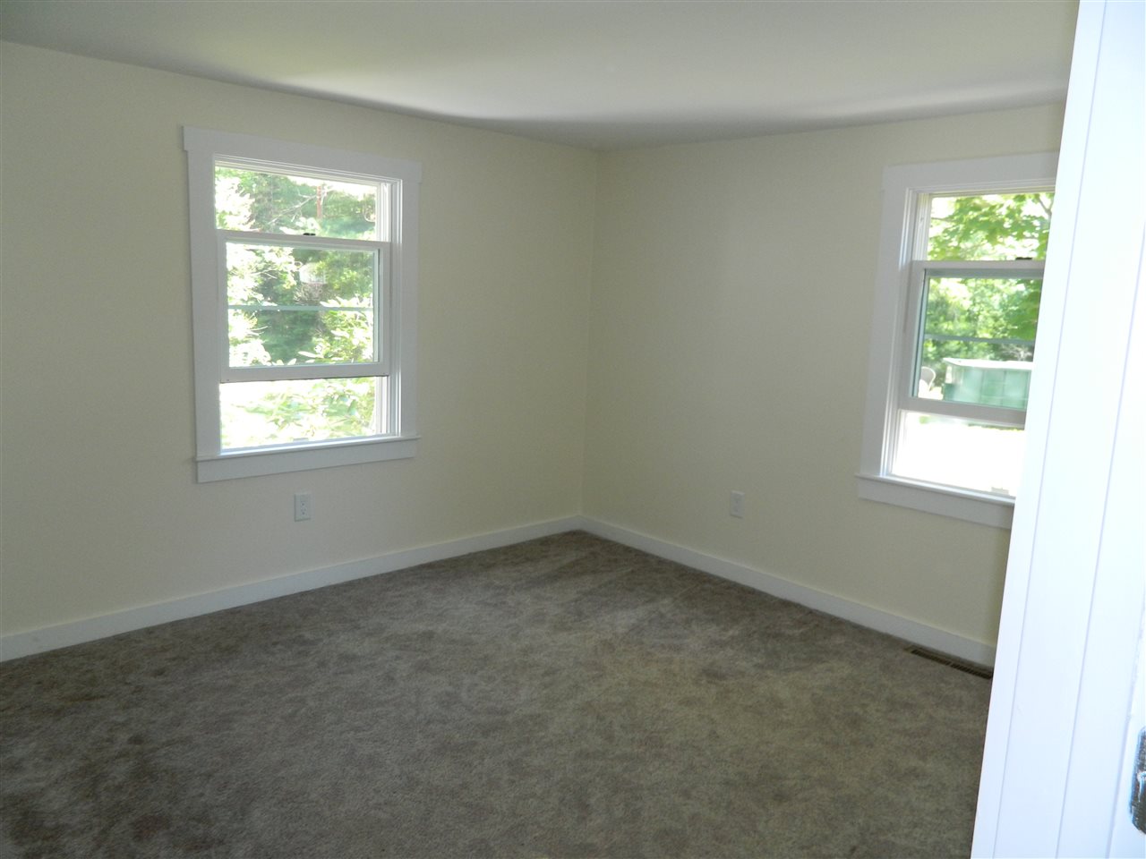 145 Bedford Road Merrimack, NH 03054 - Photo 16 of 26