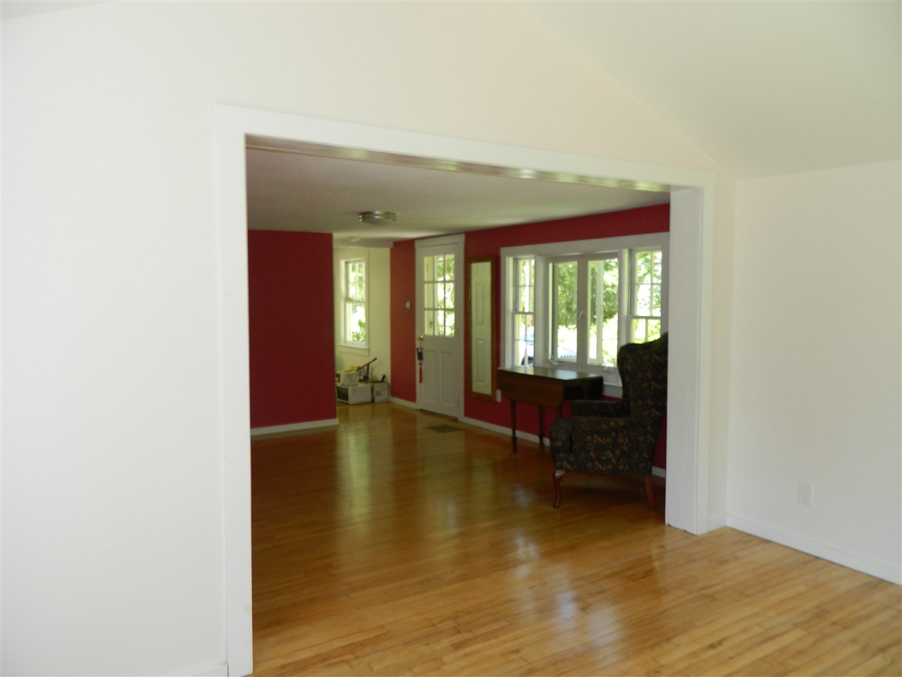 145 Bedford Road Merrimack, NH 03054 - Photo 9 of 26