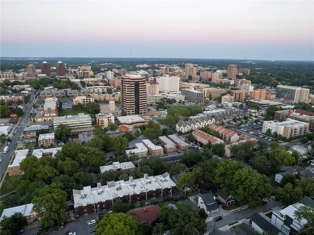 $199,000 | 4514 Terrace Street, Kansas City, MO 64111