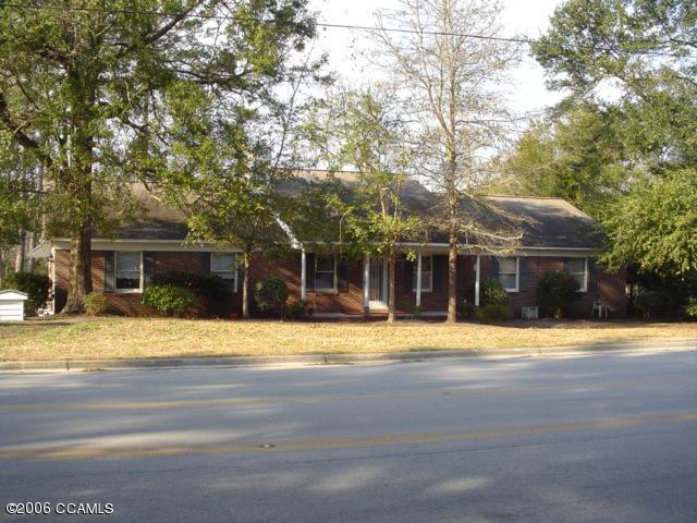 4316 Country Club Road Morehead City, NC 28557 - Photo 1 of 13 Main View