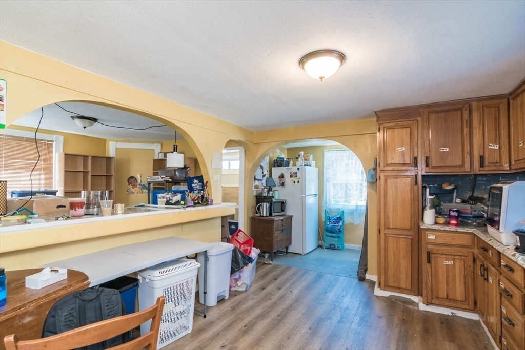 32 Randall Place Springfield, MA 01108 - Photo 8 of 34