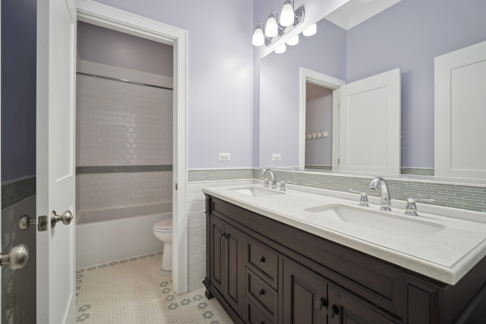 1301 South Prospect Avenue Park Ridge, IL 60068 - Photo 22 of 36 Gallery Image 22