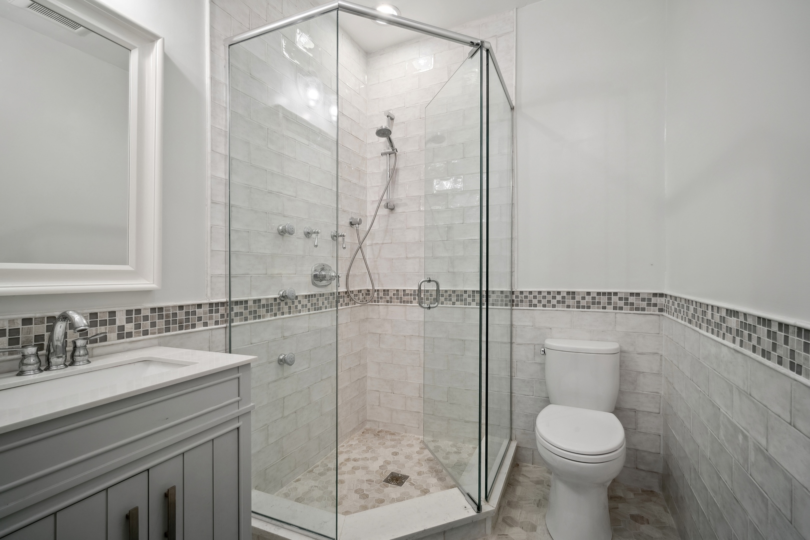 1301 South Prospect Avenue Park Ridge, IL 60068 - Photo 28 of 36 Gallery Image 28