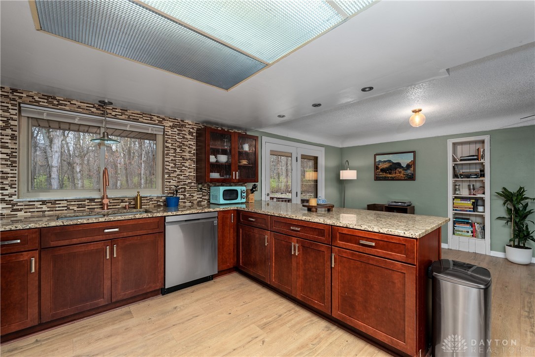 3351 Penewit Road Spring Valley, OH 45370 - Photo 4 of 36
