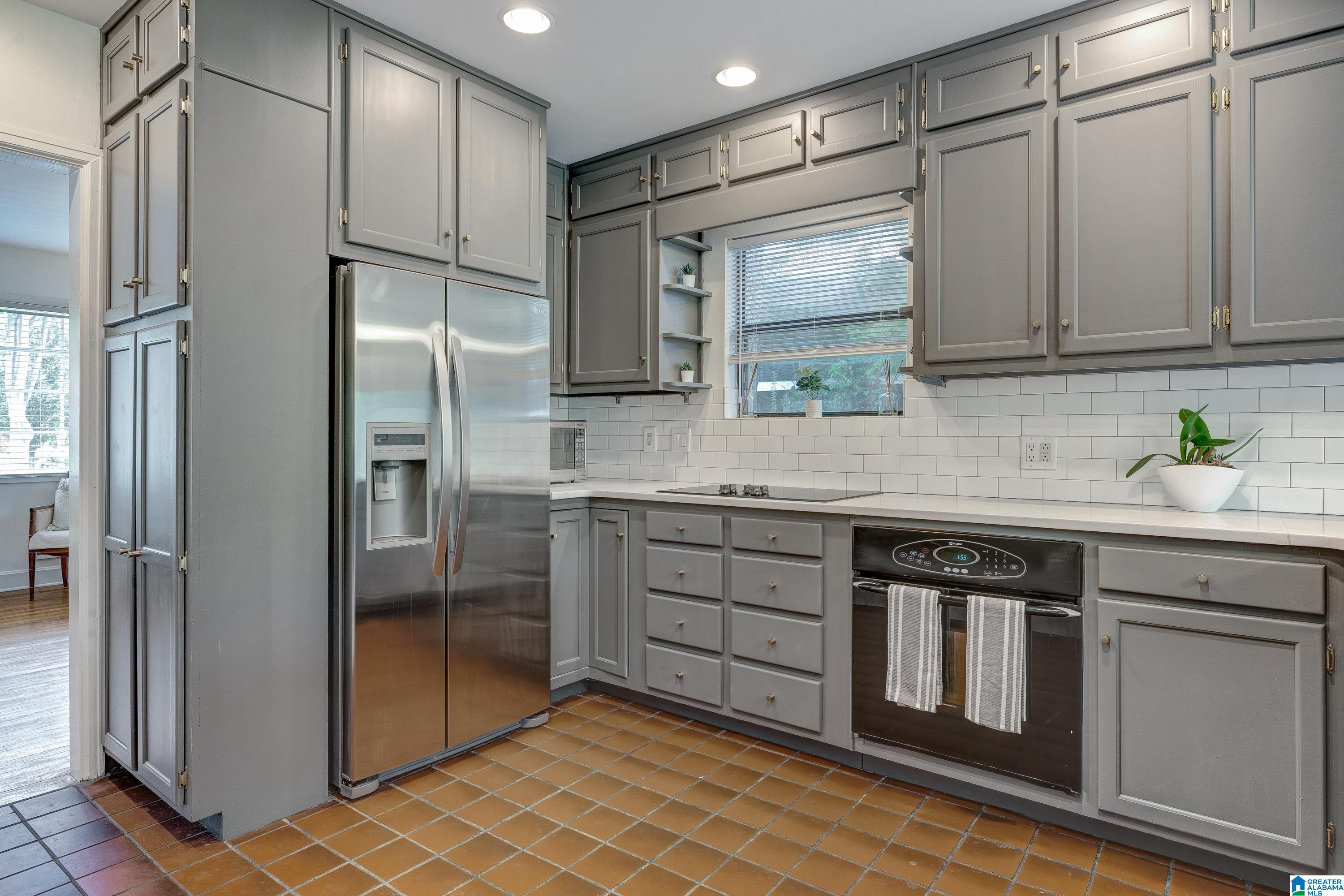 1503 Oxmoor Road Birmingham, AL 35209 - Photo 11 of 39