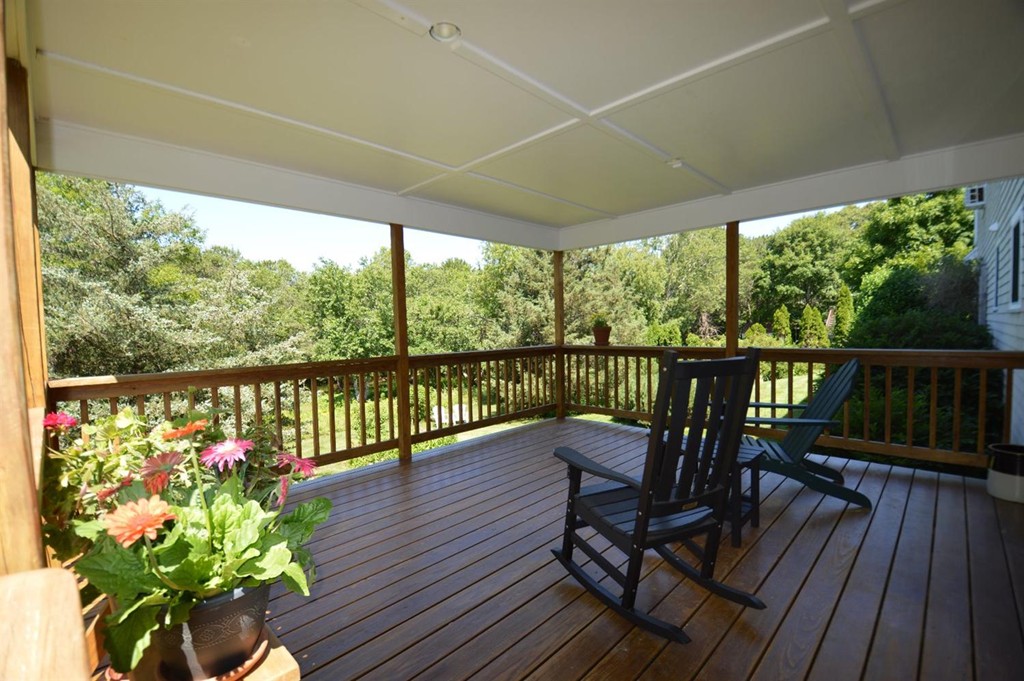53 Abbey Gate Road Barnstable, MA 02635 - Photo 4 of 26