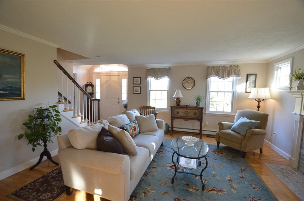 53 Abbey Gate Road Barnstable, MA 02635 - Photo 6 of 26
