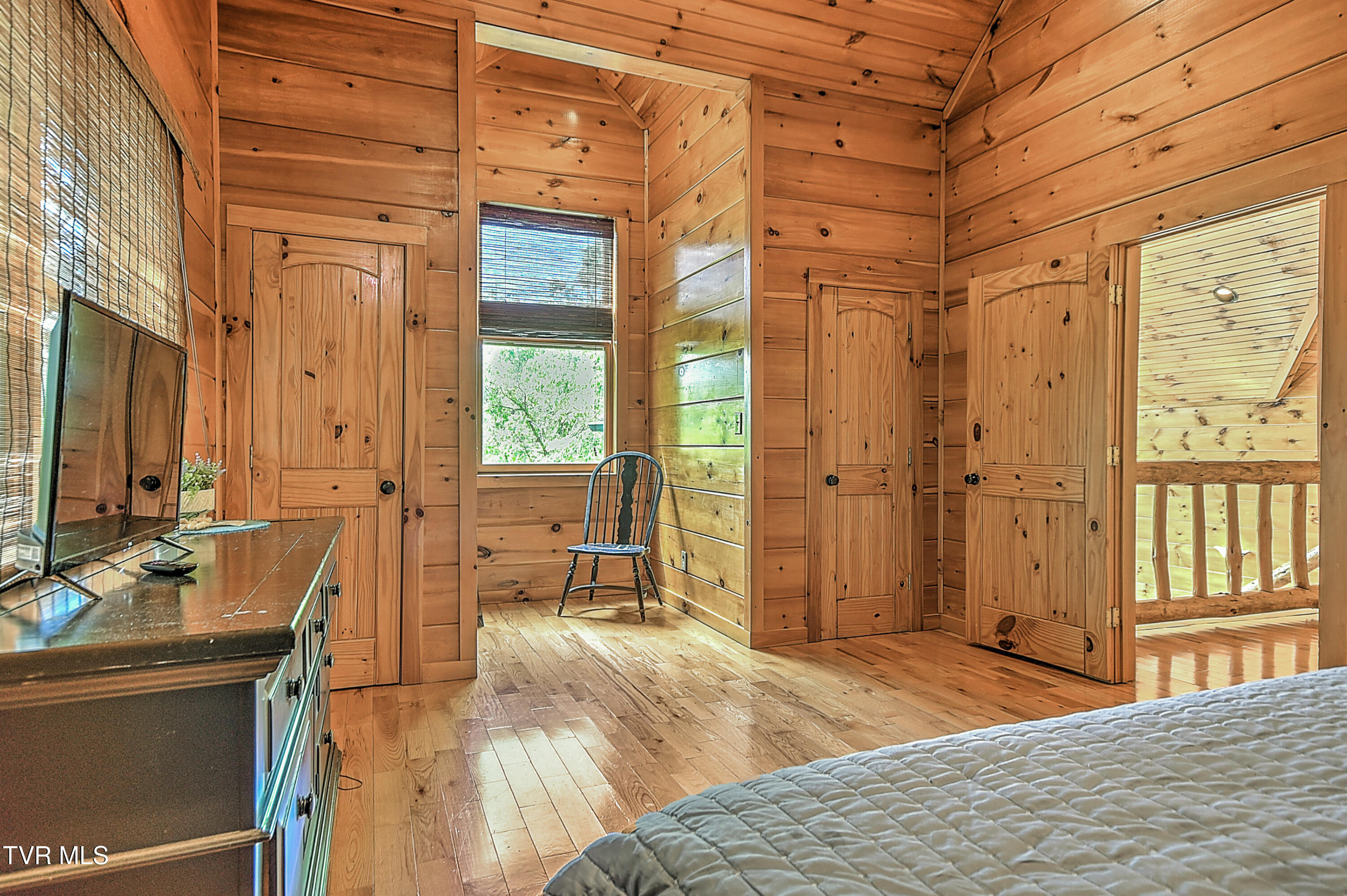 375 Lake Cabin Lane Butler, TN 37640 - Photo 44 of 81 375 Cabin Lake DST-44