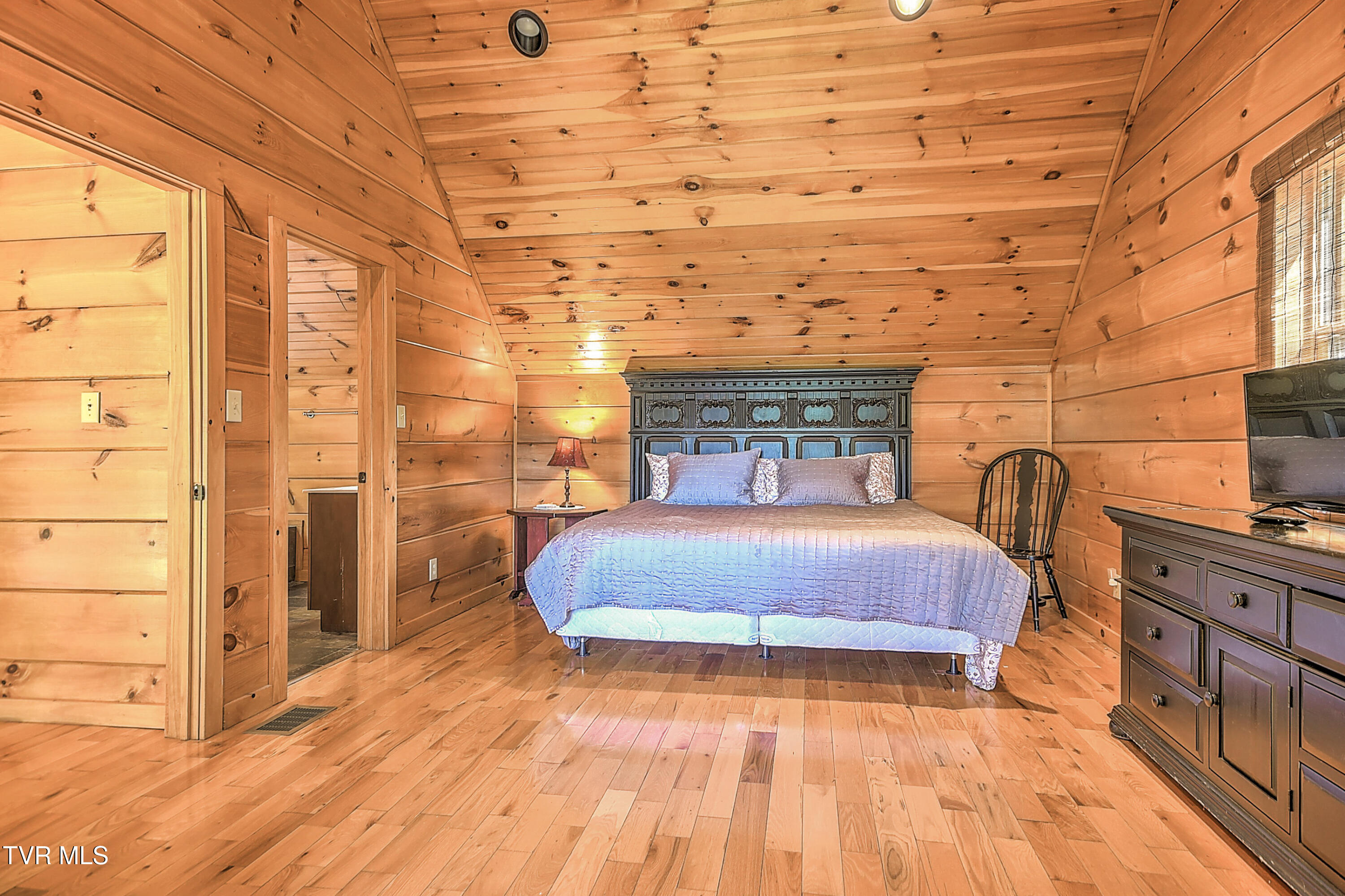 375 Lake Cabin Lane Butler, TN 37640 - Photo 45 of 81 375 Cabin Lake DST-45