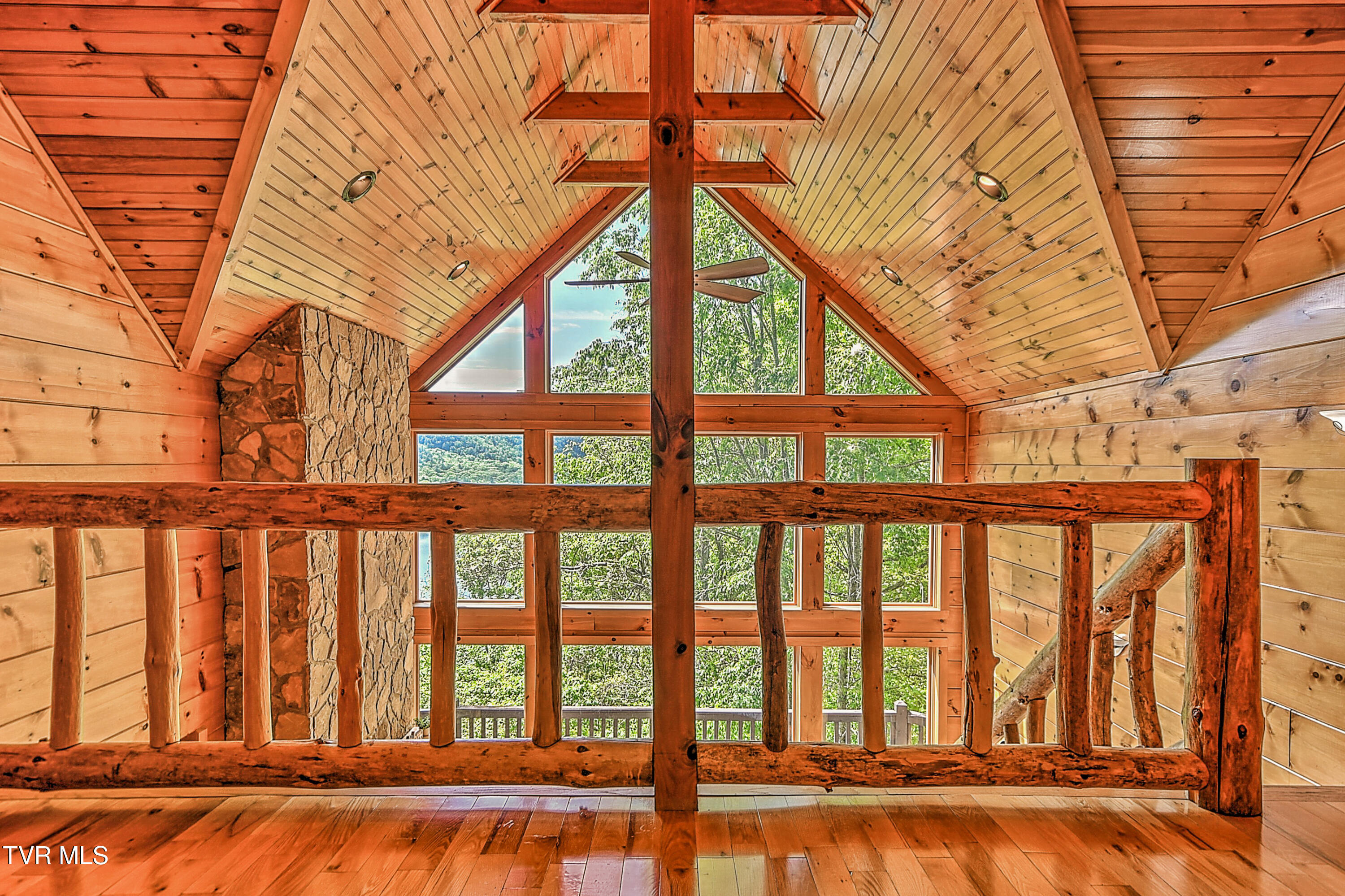375 Lake Cabin Lane Butler, TN 37640 - Photo 49 of 81 375 Cabin Lake DST-49