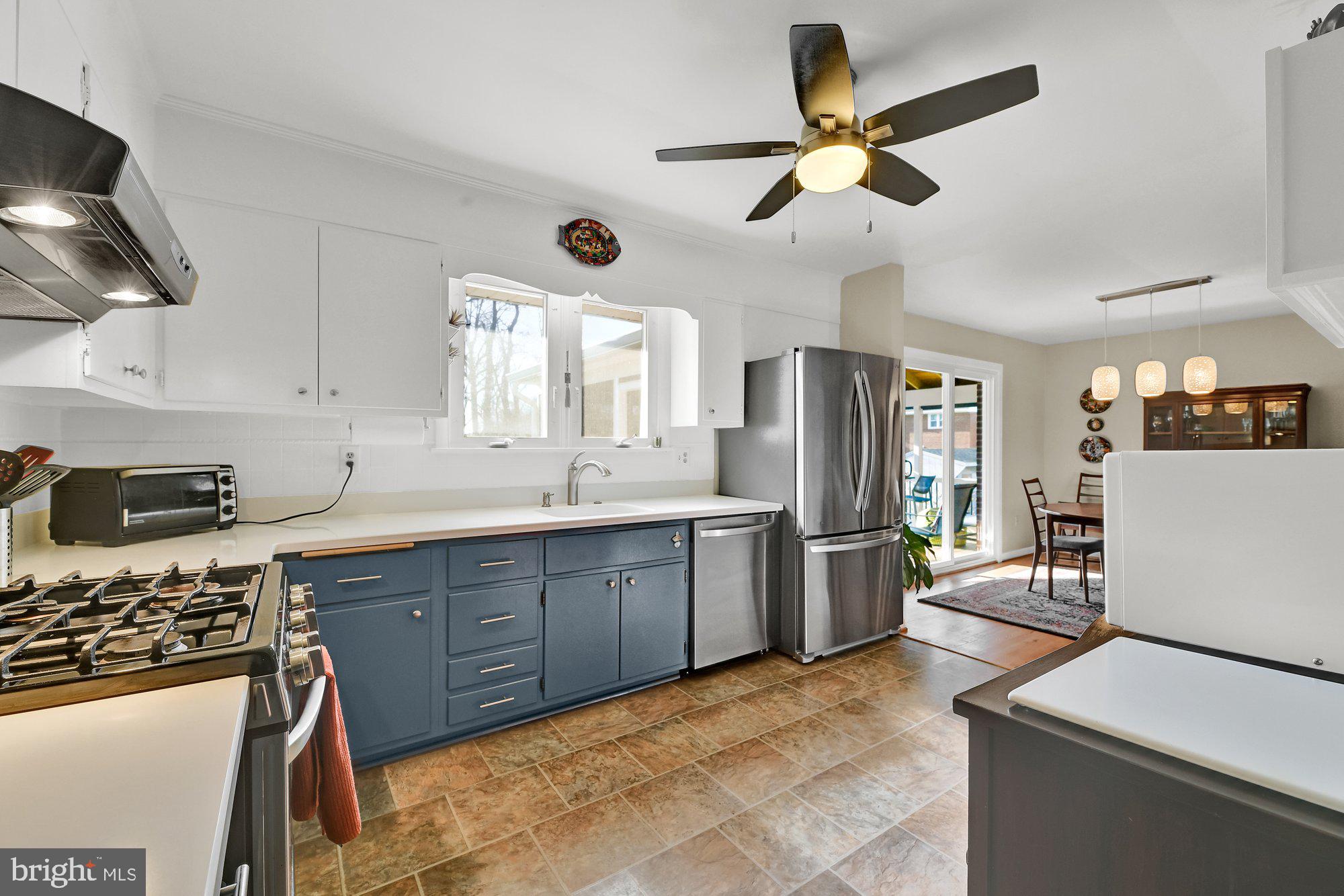 9403 Dawnvale Road Baltimore, MD 21236 - Photo 12 of 50