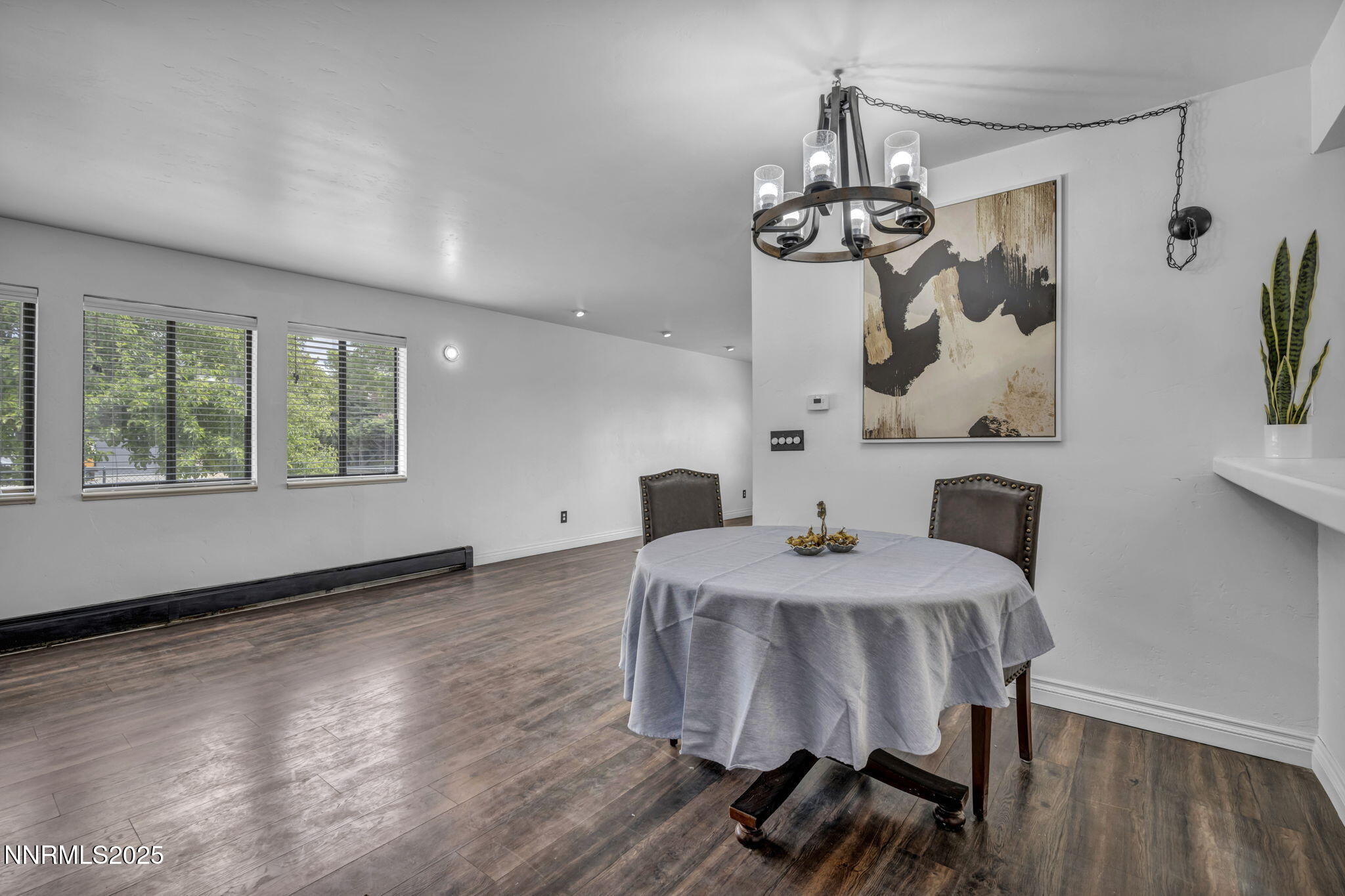 3040 Scottsdale Road Reno, NV 89512 - Photo 20 of 40 Dining