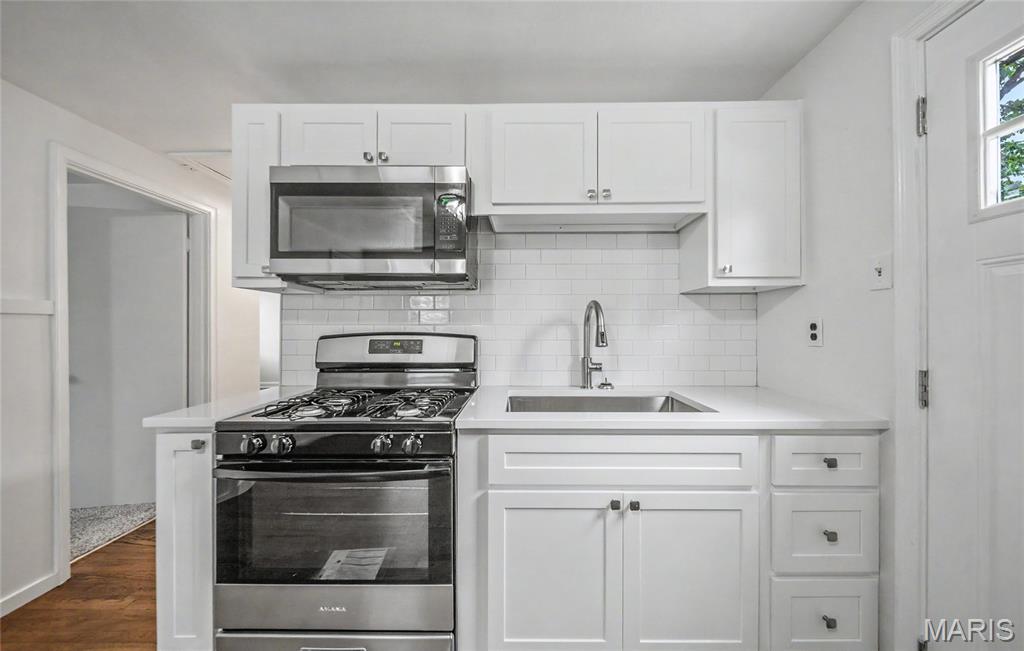 9425 Ridge Avenue St. Louis, MO 63114 - Photo 17 of 35 Gallery Image 17