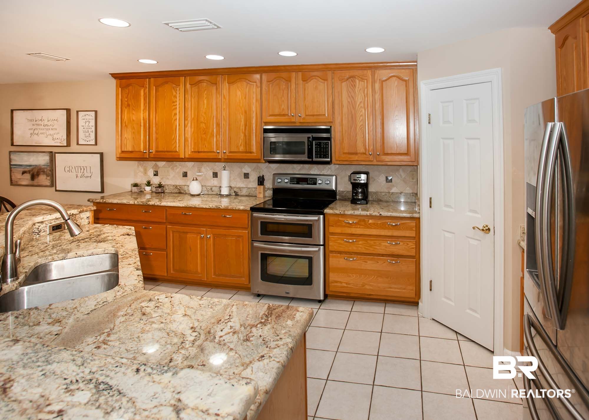 17260 Oyster Bay Road Gulf Shores, AL 36542 - Photo 14 of 49