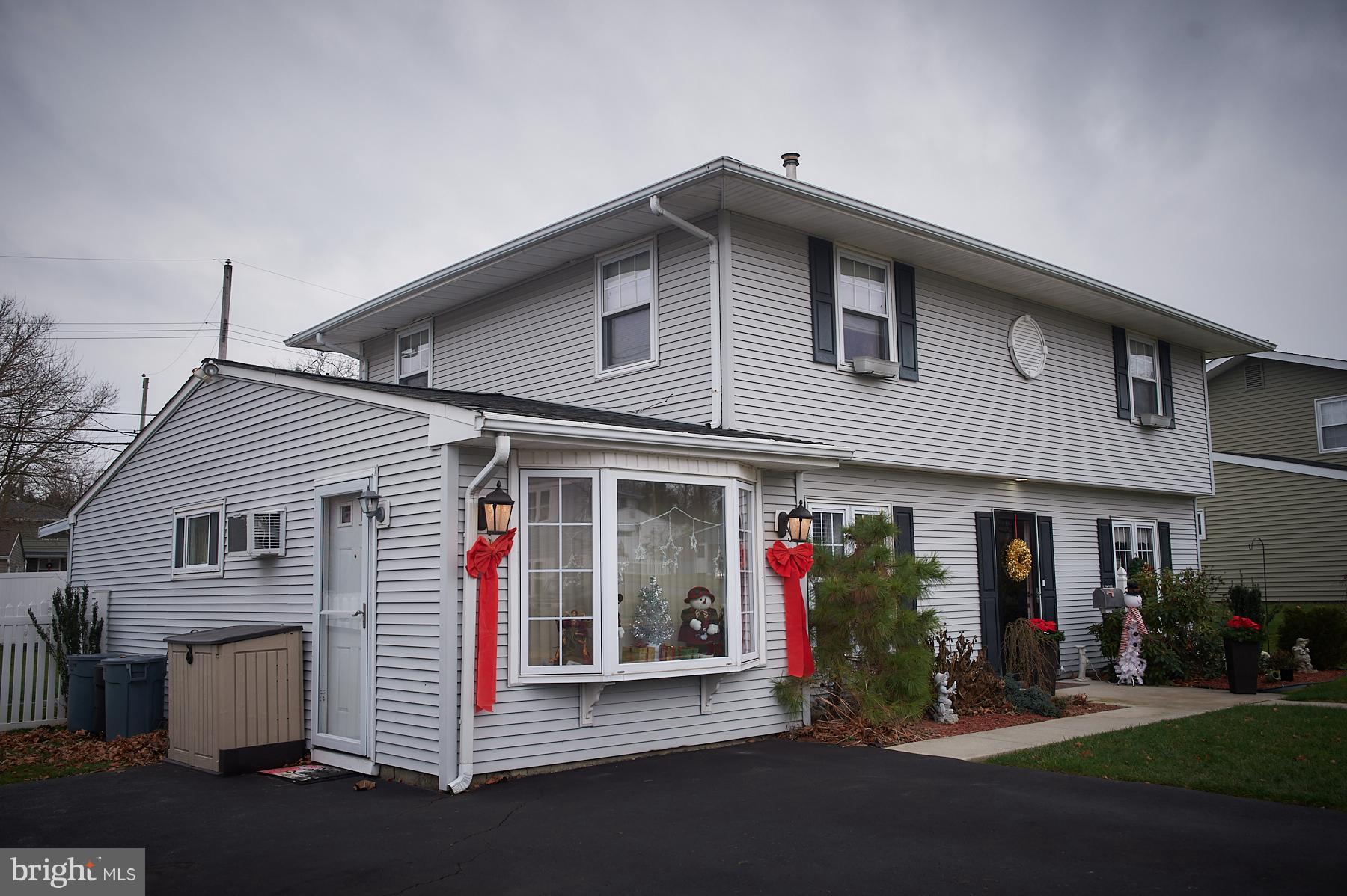 5 Trim Road Levittown, PA 19056 - Photo 2 of 39