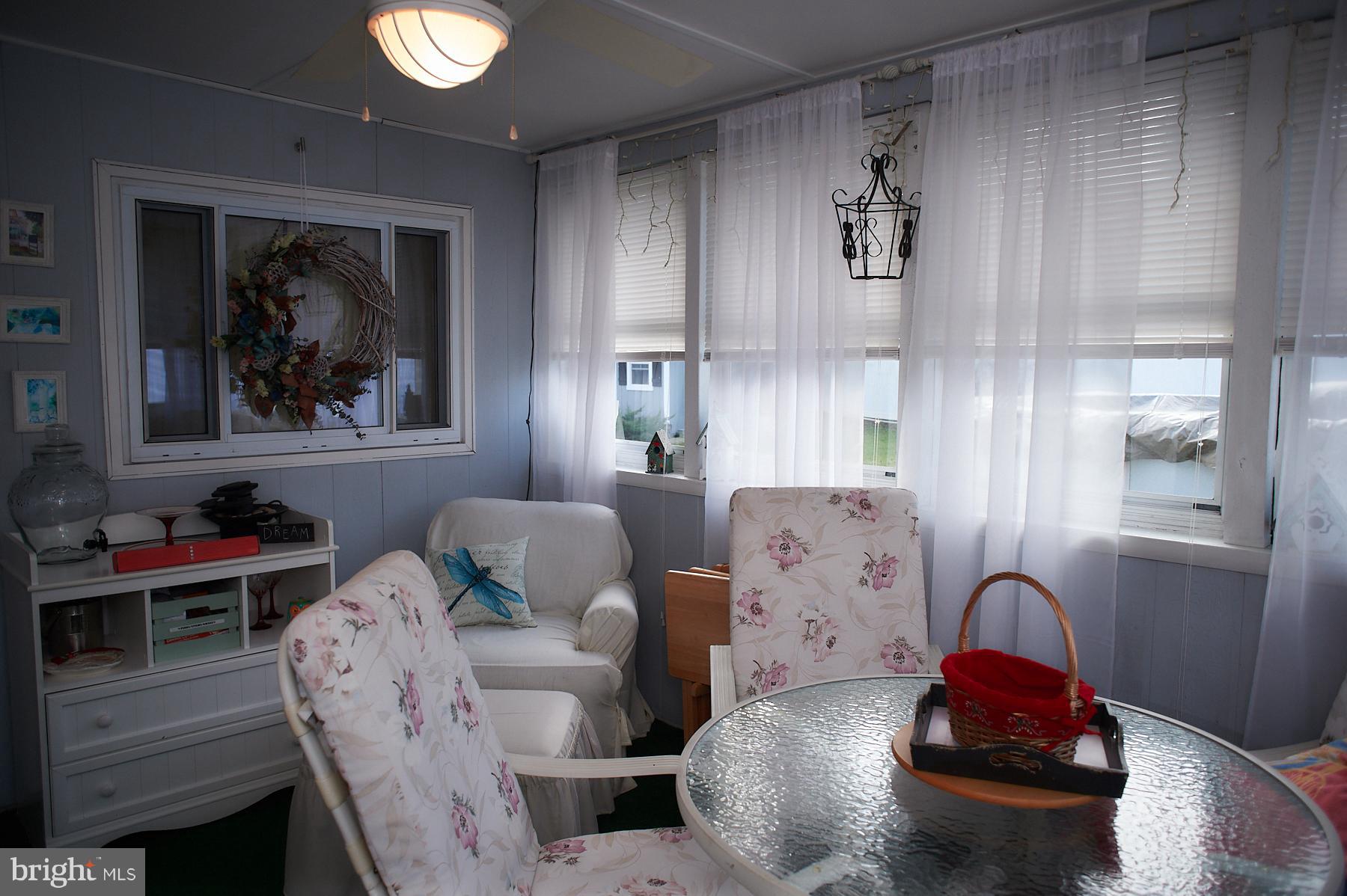 5 Trim Road Levittown, PA 19056 - Photo 21 of 39 Sun room