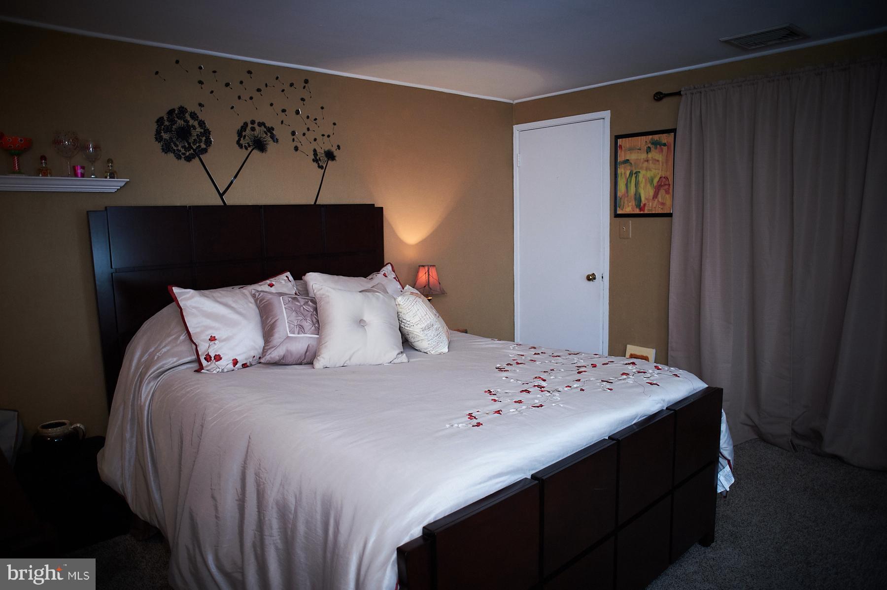 5 Trim Road Levittown, PA 19056 - Photo 24 of 39 Second Bedroom