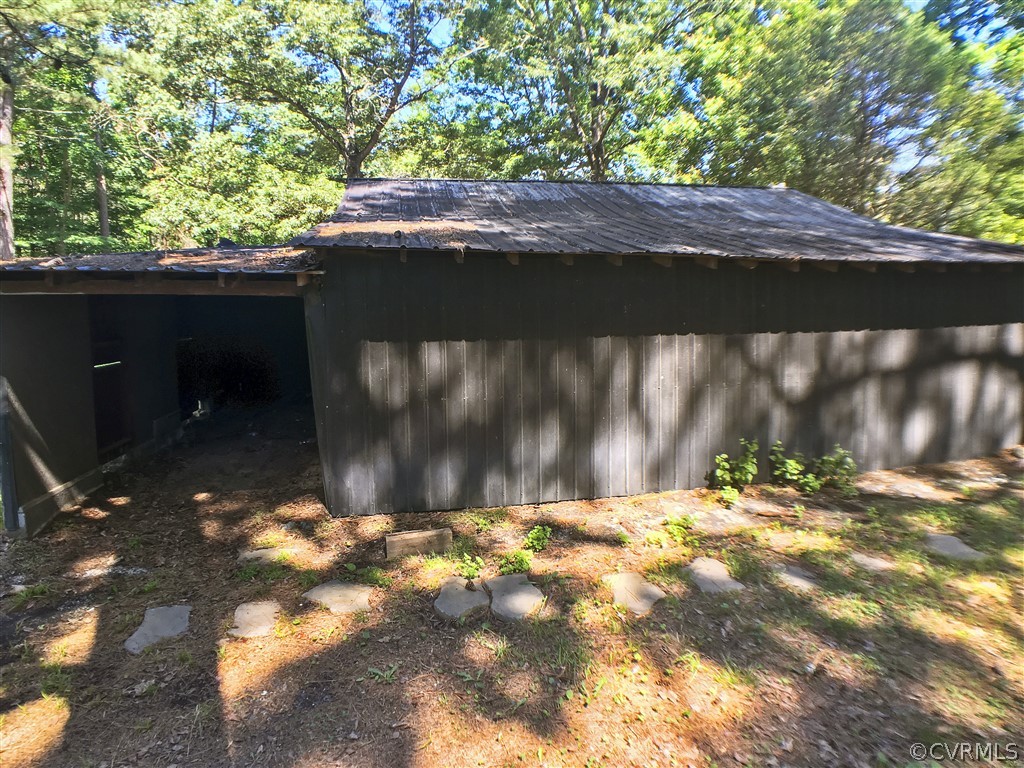 4391 Pierce Road Powhatan, VA 23139 - Photo 14 of 19 Gallery Image 14