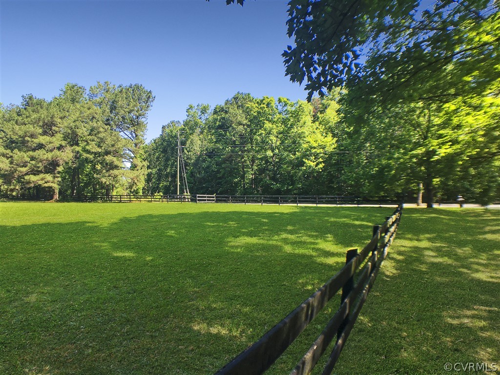 4391 Pierce Road Powhatan, VA 23139 - Photo 16 of 19 Gallery Image 16