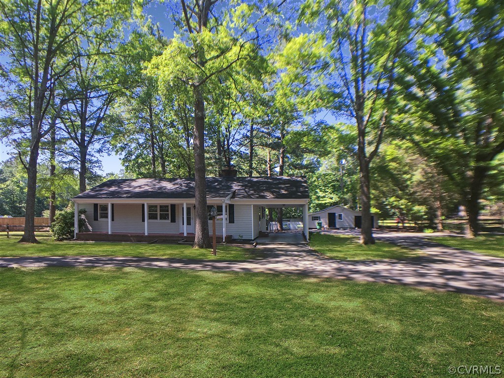 4391 Pierce Road Powhatan, VA 23139 - Photo 3 of 19 Gallery Image 3