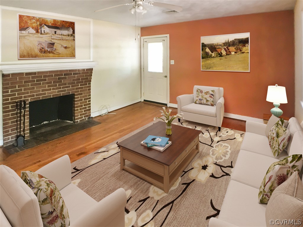 4391 Pierce Road Powhatan, VA 23139 - Photo 4 of 19 Gallery Image 4