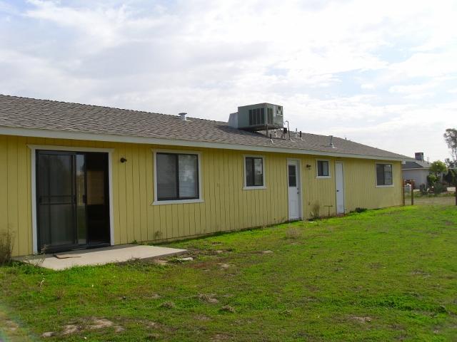 16138 Karen Road Madera, CA 93636 - Photo 11 of 11 Rear of home