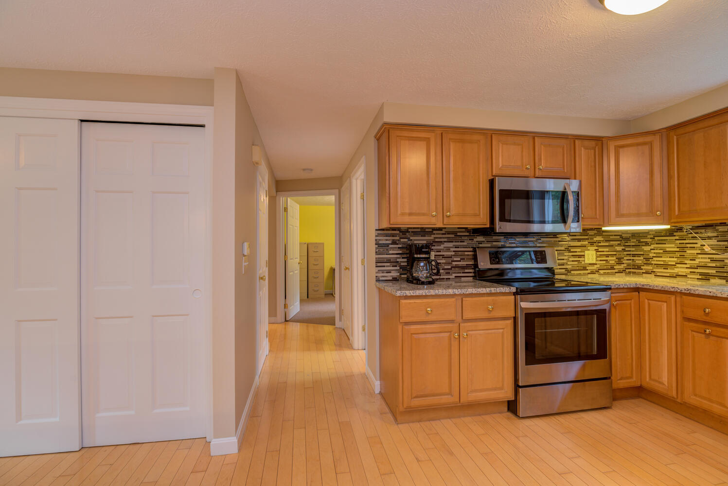 87 Ash Swamp Road Scarborough, ME 04074 - Photo 11 of 57 Kitchen