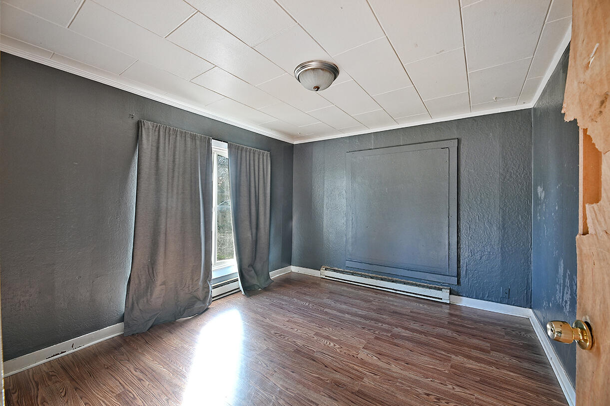 537 Laurel Street Central Point, OR 97502 - Photo 13 of 27 DSC_8547