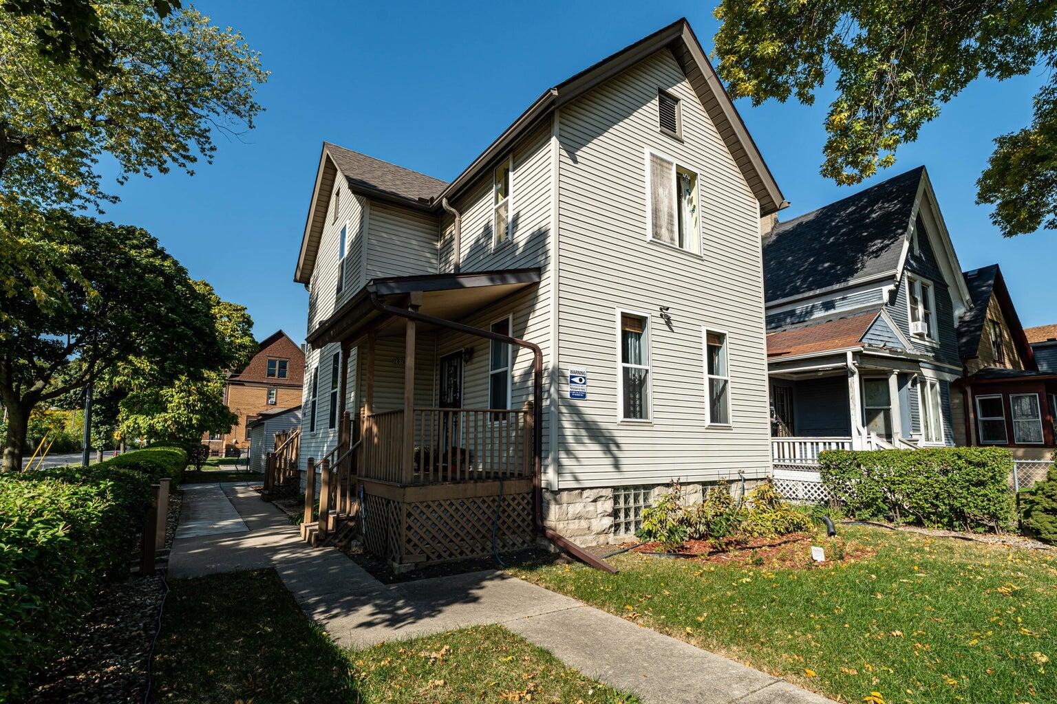 201 North 36th Street Milwaukee, WI 53208 - Photo 1 of 15 Exterior