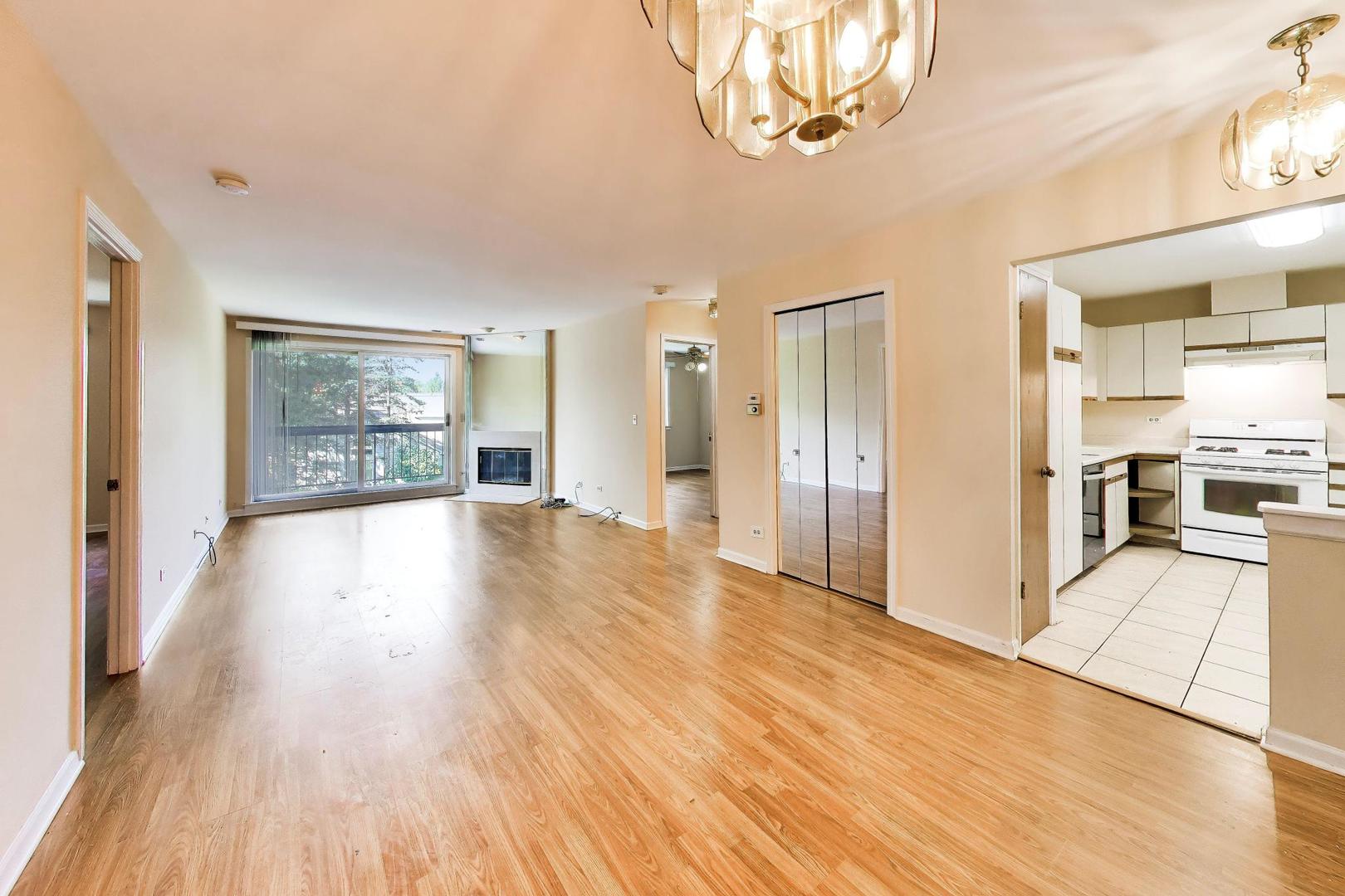 400 East Dundee Road, Unit 208 Buffalo Grove, IL 60089 - Photo 13 of 40 Gallery Image 13
