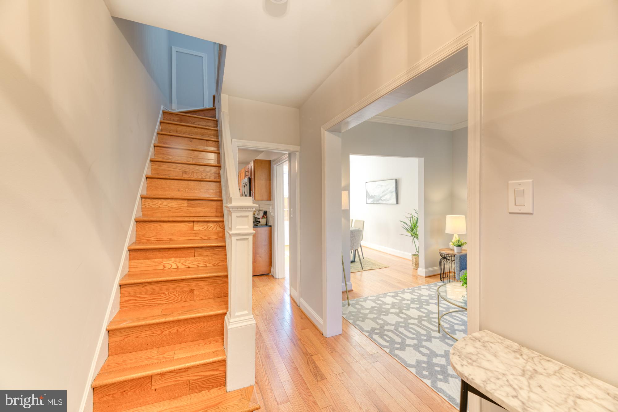 726 Hobart Place Northwest Washington, DC 20001 - Photo 3 of 24