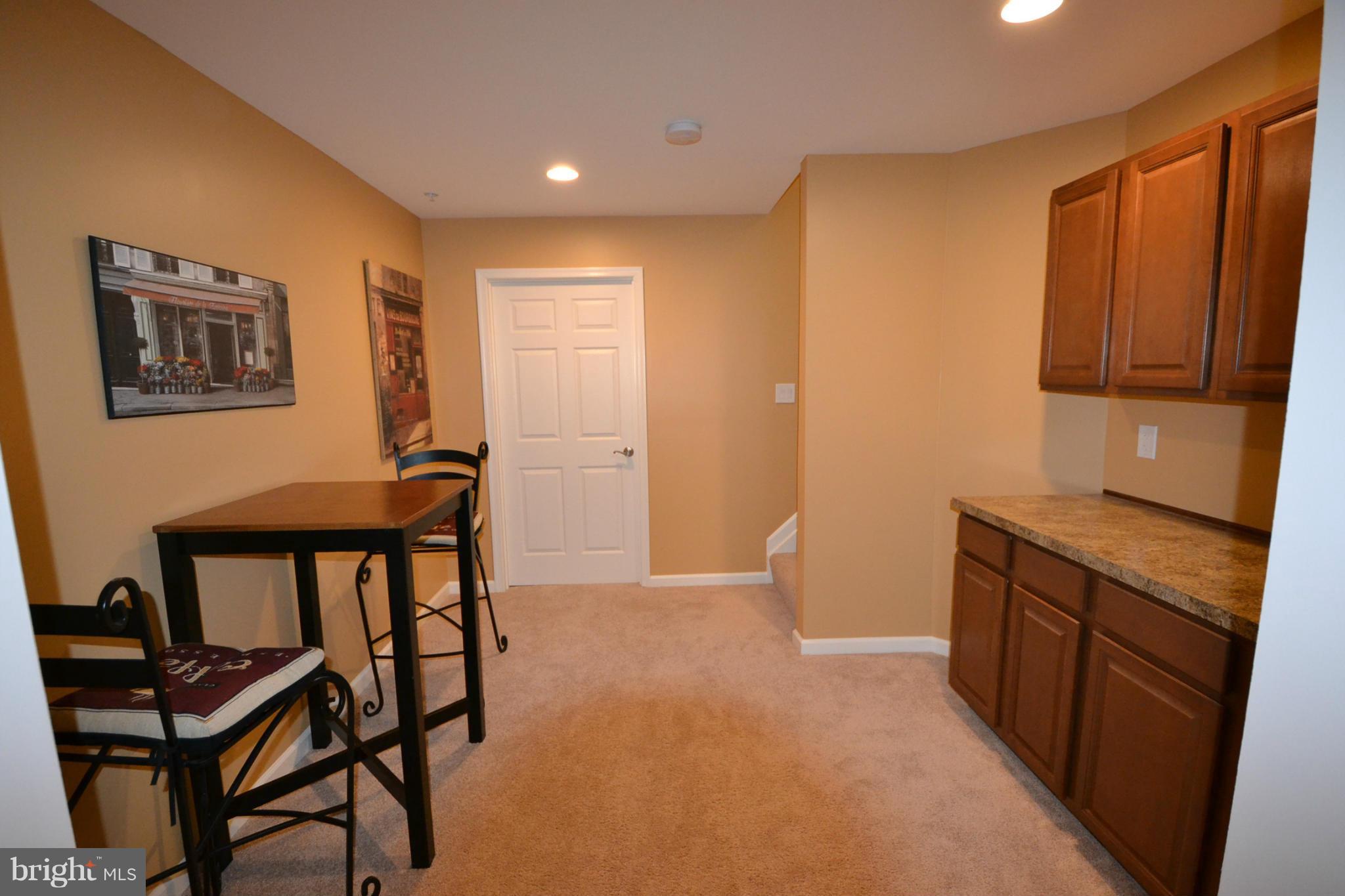 2306 Whitley Road Baltimore, MD 21209 - Photo 22 of 22 Bar