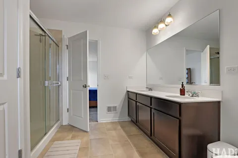 $400,000 | 640 Cloverleaf Drive, Marengo, IL 60152