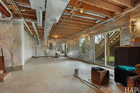 $400,000 | 640 Cloverleaf Drive, Marengo, IL 60152