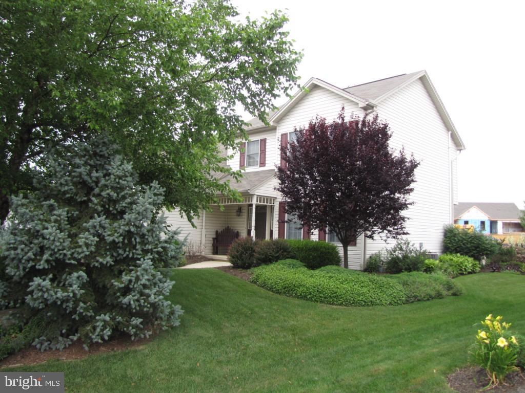 549 Old Farm Road Palmyra, PA 17078 - Photo 1 of 17 Gallery Image 1