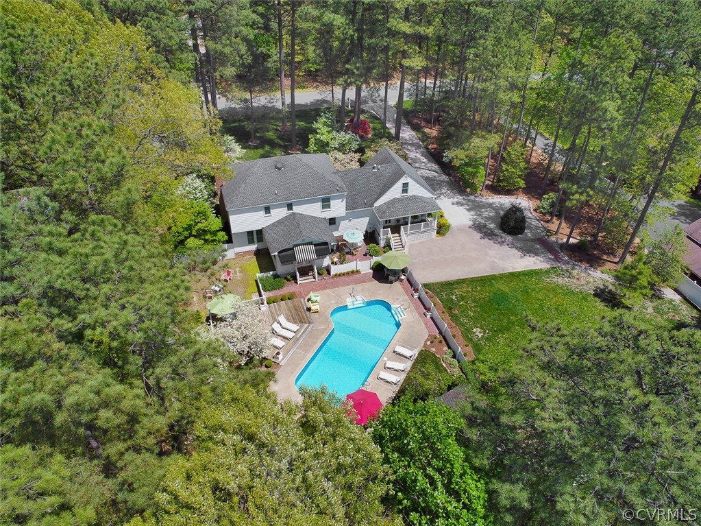 6611 Glebe Point Road Chesterfield, VA 23838 - Photo 40 of 44 an aerial view of a house with a yard and lake