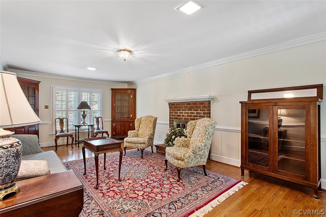 6611 Glebe Point Road Chesterfield, VA 23838 - Photo 9 of 44 a living room with furniture