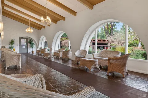 $425,000 | 2 La Cuesta Court, St. Helena, CA 94574