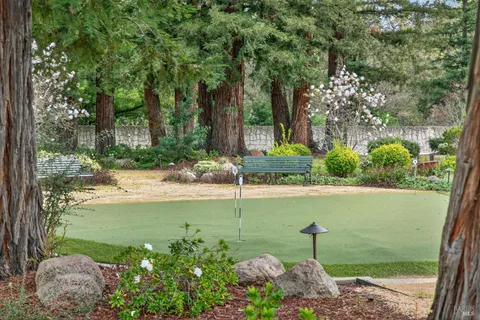 $425,000 | 2 La Cuesta Court, St. Helena, CA 94574