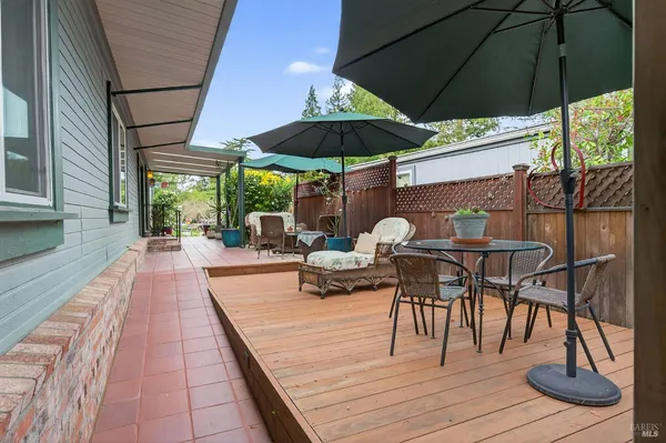 $425,000 | 2 La Cuesta Court, St. Helena, CA 94574