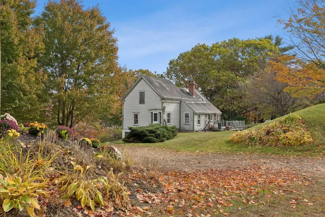$499,999 | 642 Federal Road, Livermore, ME 04253