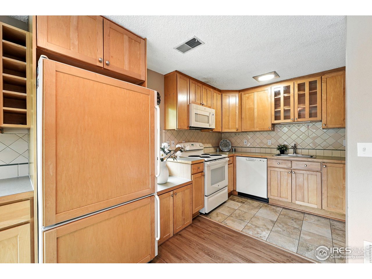 3365 Chisholm Trail, Unit 304 Boulder, CO 80301 - Photo 10 of 43