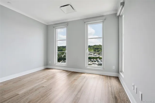 $2,099,000 | 100 Garvies Point Road, Unit 1304, Glen Cove, NY 11542