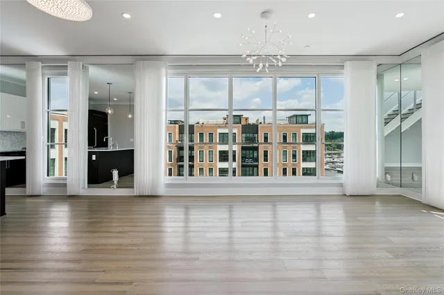 $2,099,000 | 100 Garvies Point Road, Unit 1304, Glen Cove, NY 11542